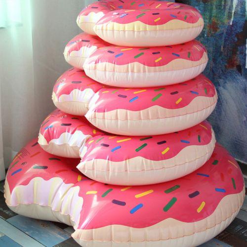 Inflatable donut swim ring