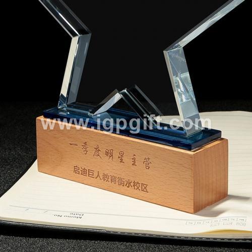 Star solid wood base crystal trophy