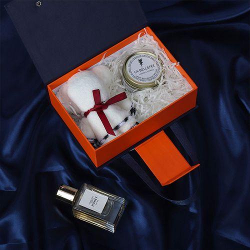 Exquisite Portable Gift Packing Box