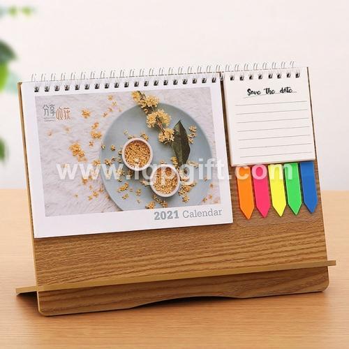 Wooden Desk Calendar with Memo Pads